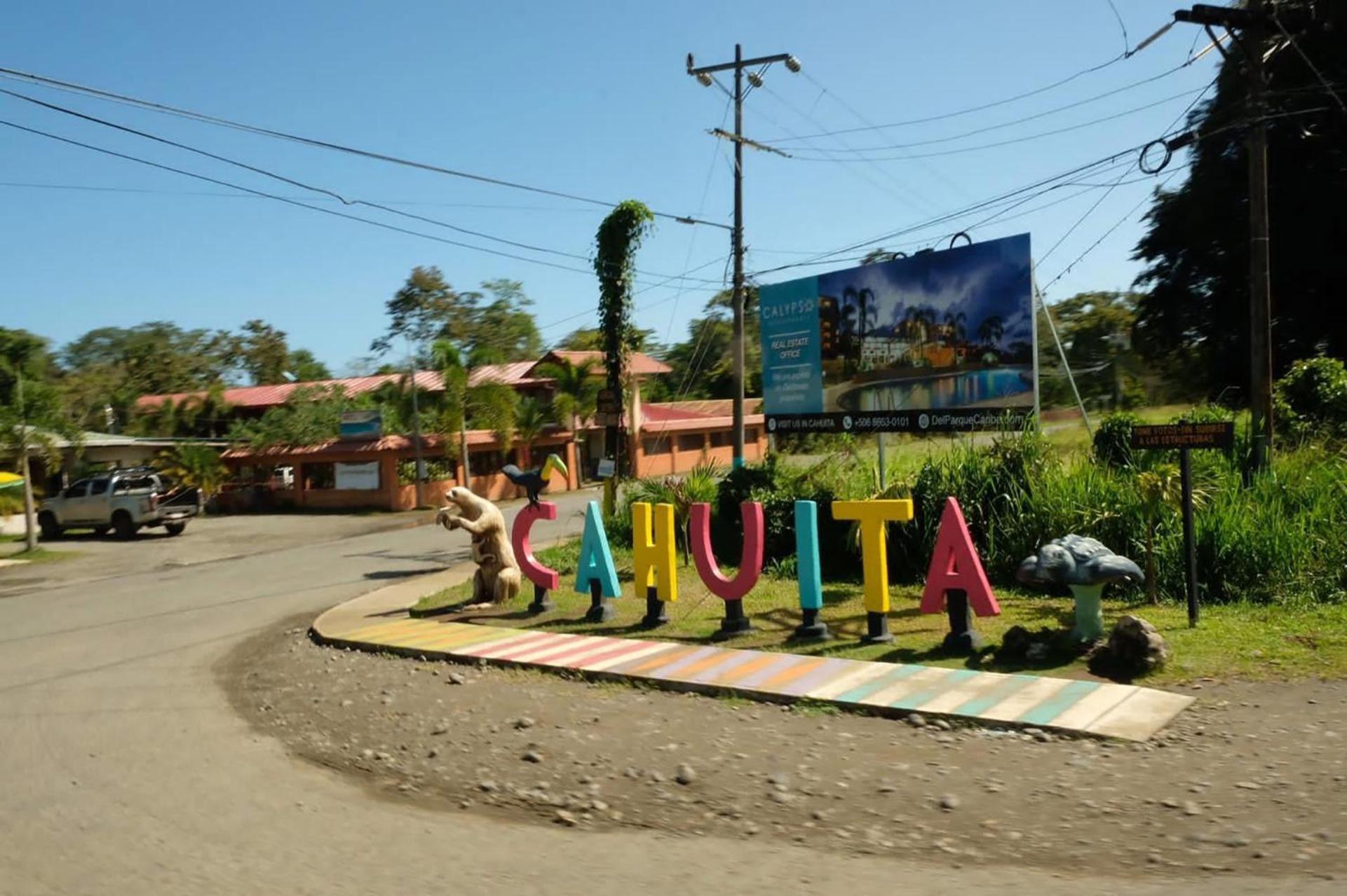 Hotel Casa Aldirica Cahuita Esterno foto